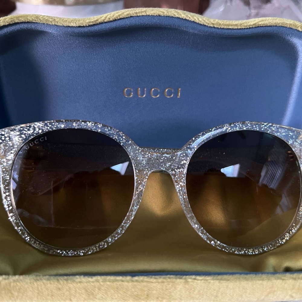 Like New condition Gucci x Elton John collab sunglasses